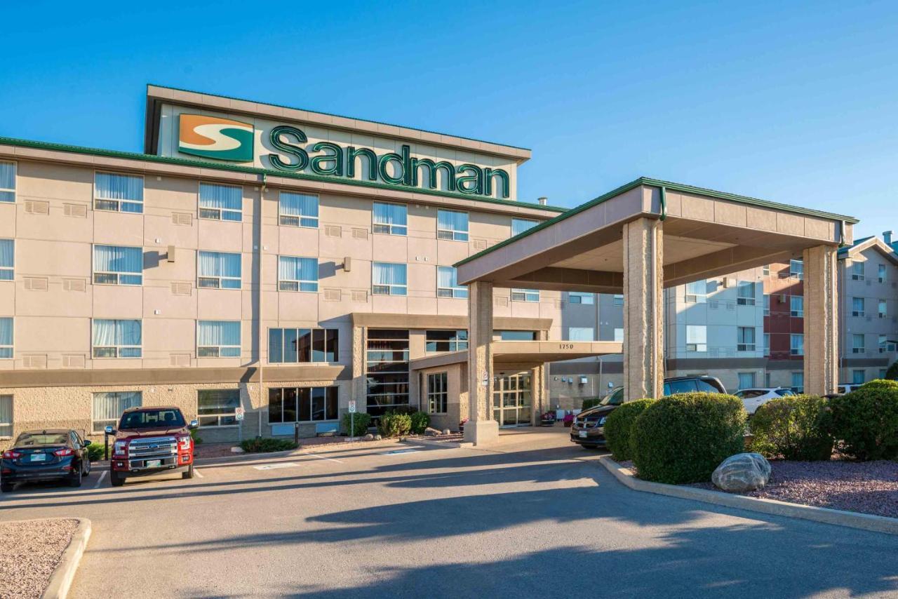 Sandman Hotel & Suites Winnipeg Airport Extérieur photo