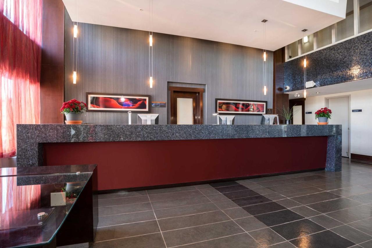 Sandman Hotel & Suites Winnipeg Airport Extérieur photo