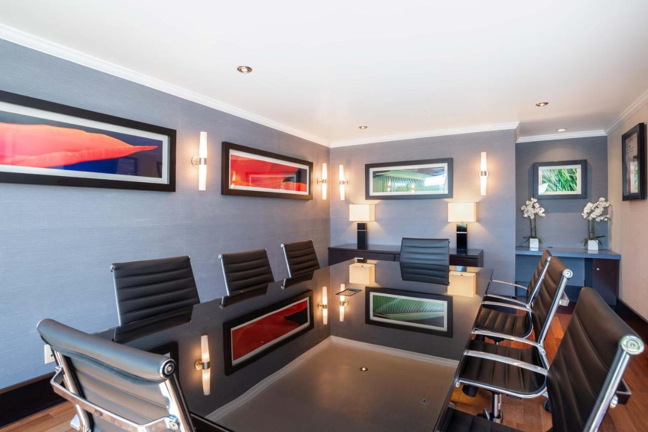 Sandman Hotel & Suites Winnipeg Airport Extérieur photo