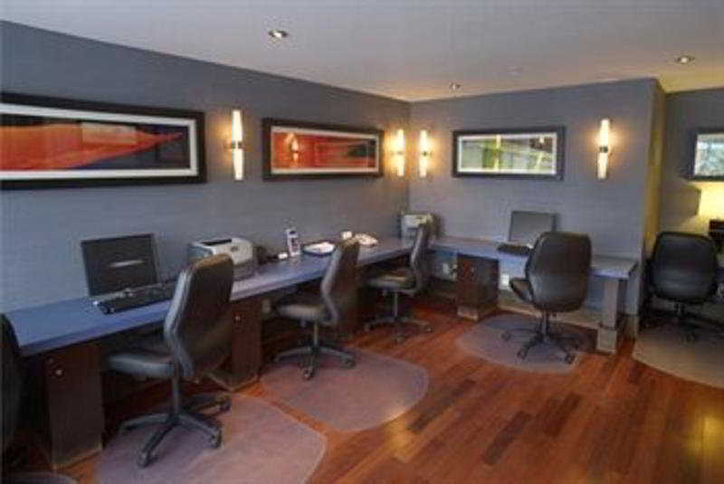 Sandman Hotel & Suites Winnipeg Airport Extérieur photo