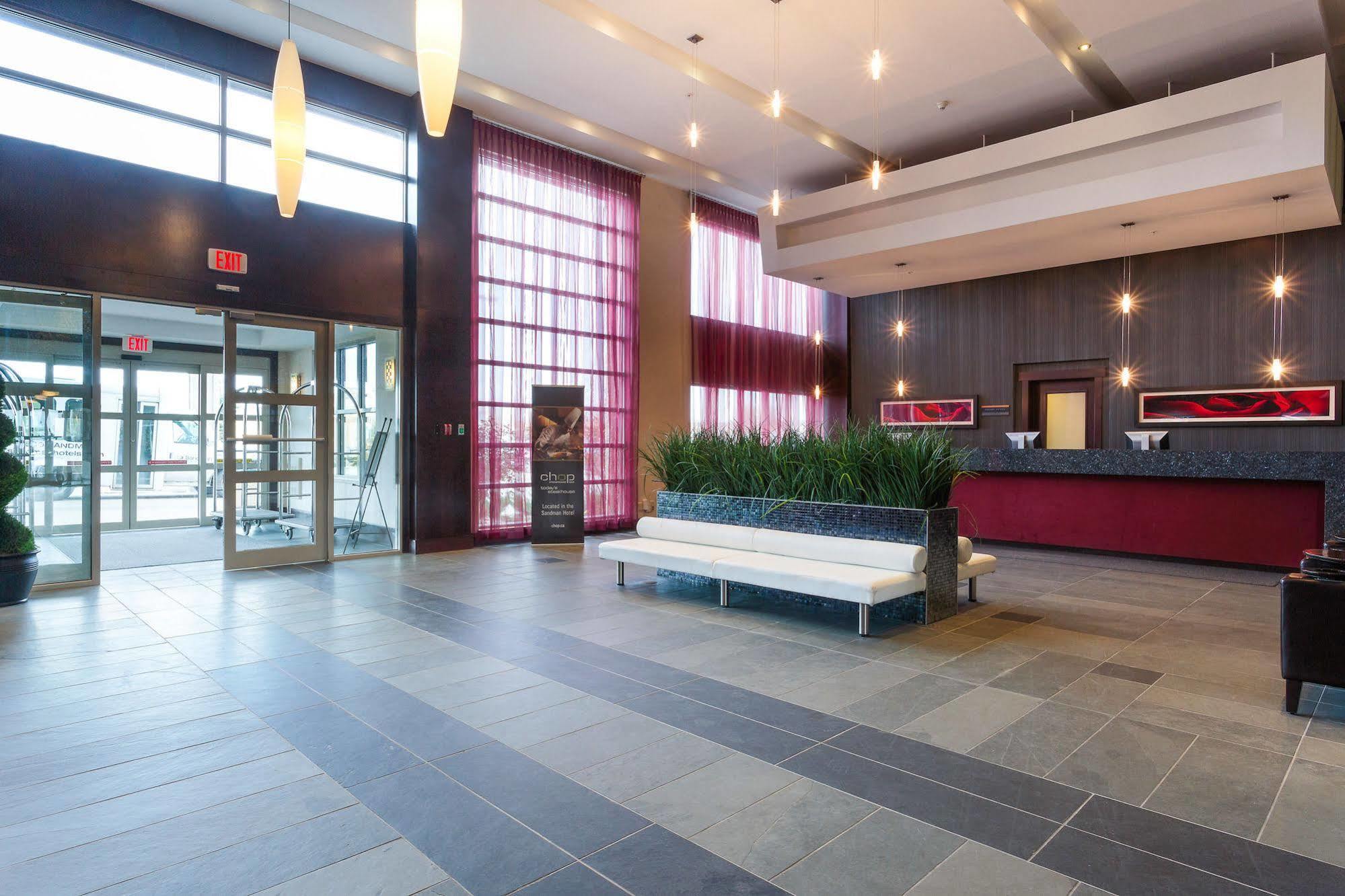 Sandman Hotel & Suites Winnipeg Airport Extérieur photo